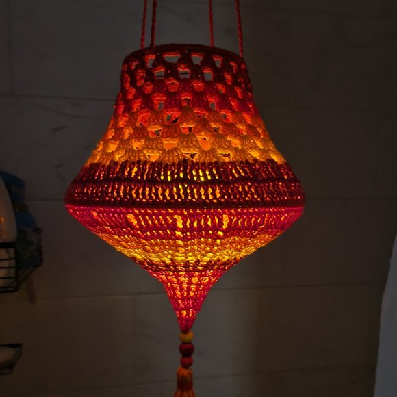 Handmade crochet hanging lantern - Picture 6 of 6
